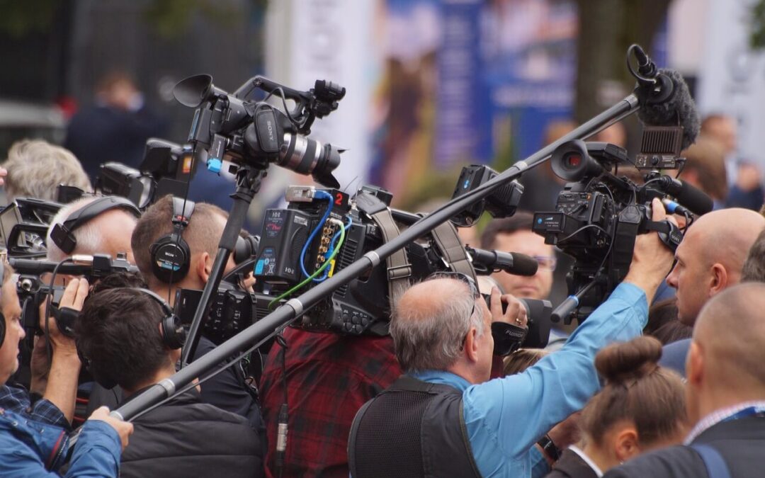 Zachraňte česká veřejnoprávní média, apeluje veřejnost na politiky. Zajišťují kvalitní a&nbsp;nestranné zpravodajství všem